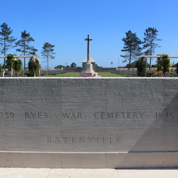 Ryes war cemetery
